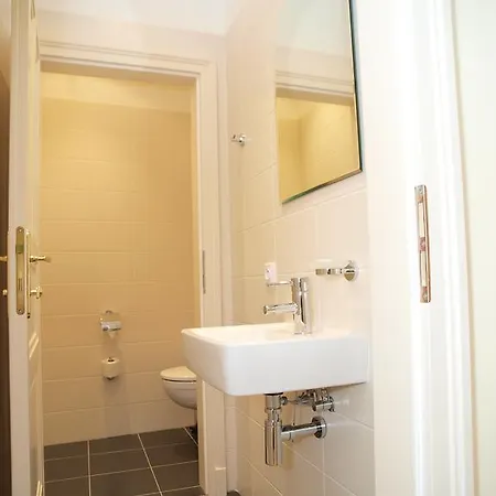 City Apartment *